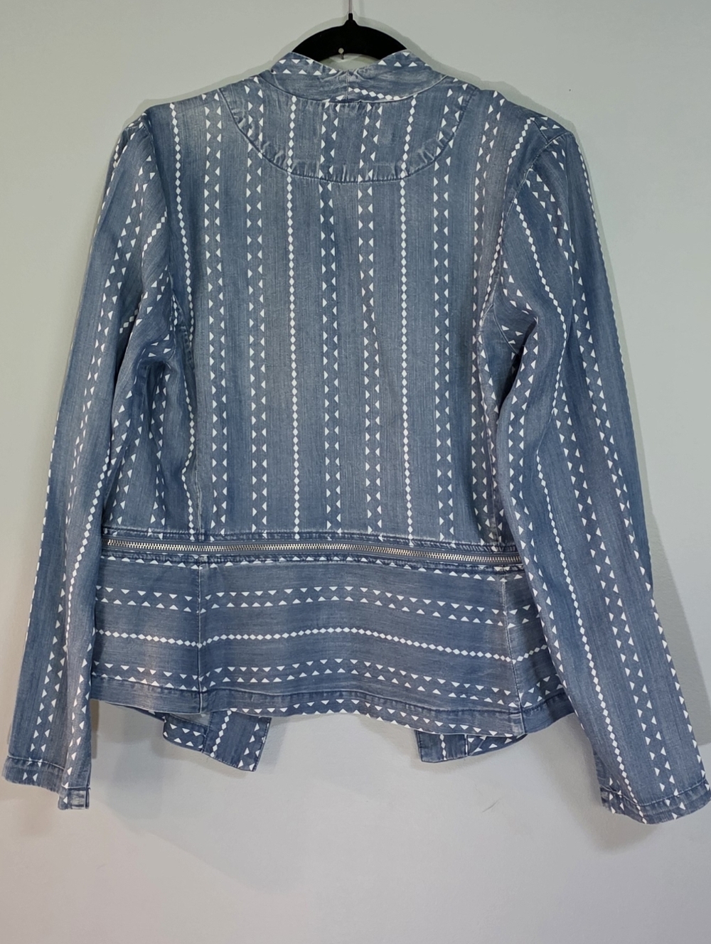 Blue Patterned Open-Front Blazer - Picture 5 of 7